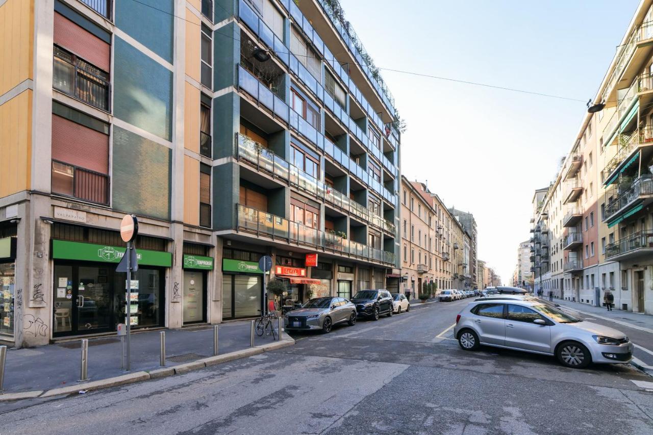 Appartamento Primopiano - Valparaiso Milano Esterno foto